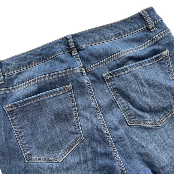 Lane Bryant Jeans 18 Dark Wash Distressed Leopard Patch Skinny Inseam 29" - Picture 5 of 11